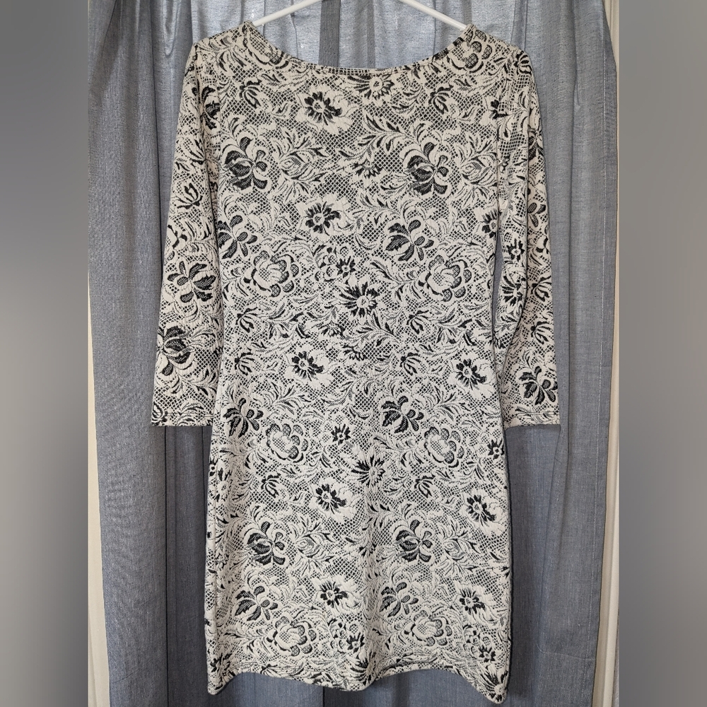 Long Sleeve Vintage Style Dress, Size M